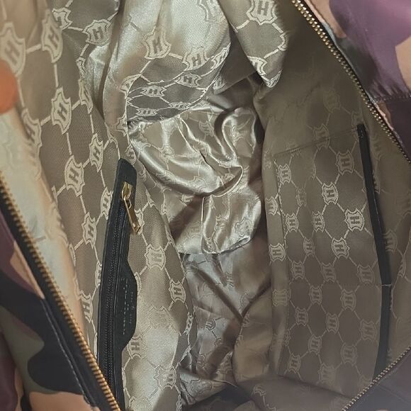 J.W. Hulme Chelsea Camouflage Travel Bag with Pouch and Adjustable Strap New - Picture 8 of 12